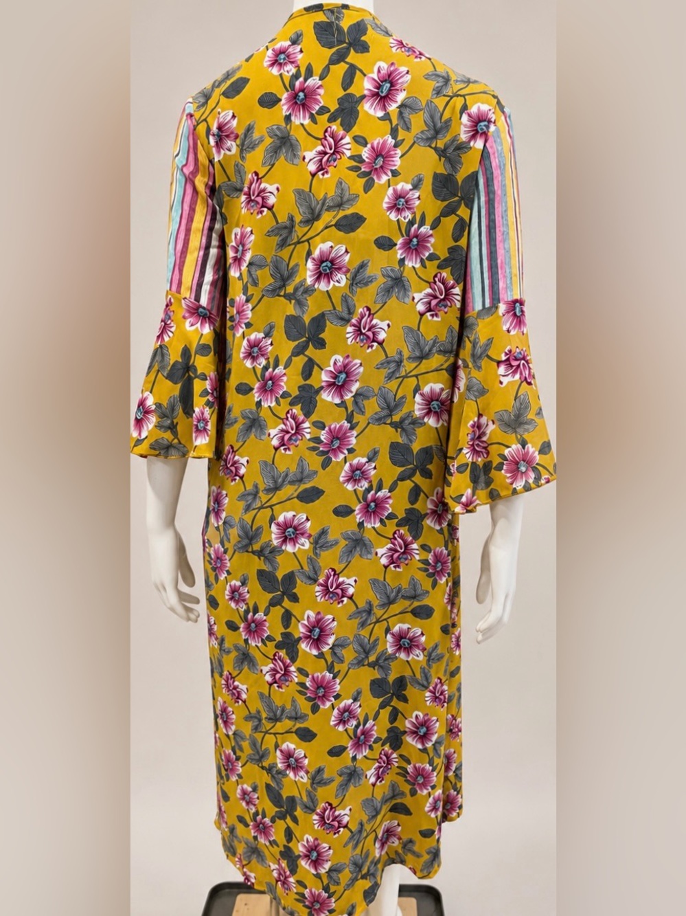 NWT Grace & Emma Mustard Floral Open Front Kimono Duster XS